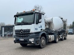 Mercedes-Benz Arocs 1842 LS 4X2 + Mischauflieger 10 m³ Stetter